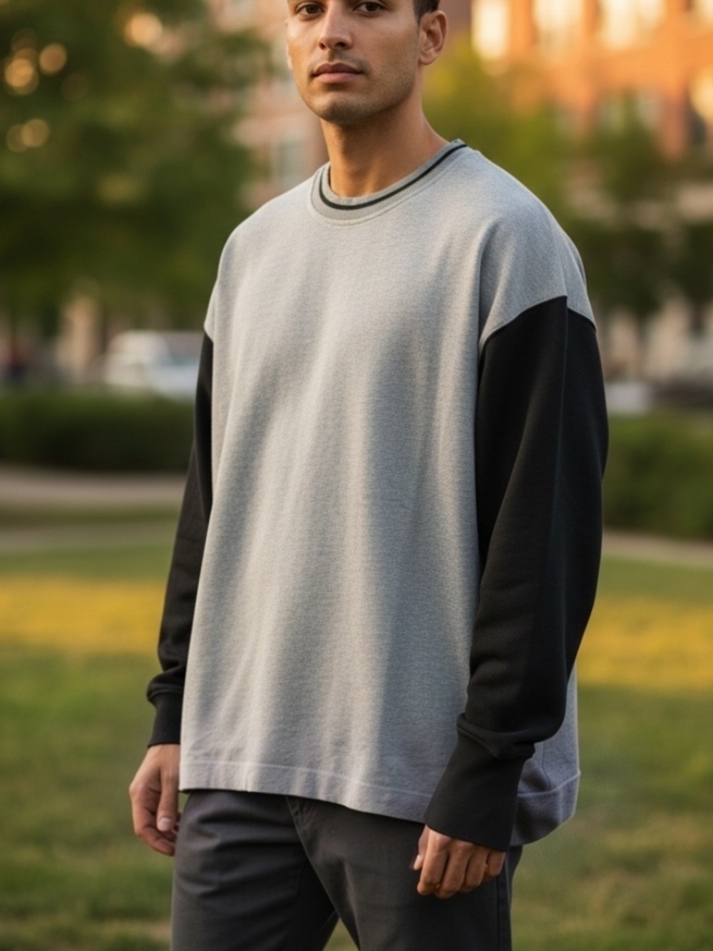 VINTAGE 90s GAP GRAY/BLACK COLORBLOCK LONG SLEEVE CREWNECK HEAVY COTTON T SHIRT